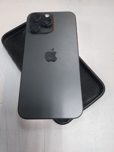 Б/в Мобільний телефон Apple iphone 15 pro max 256gb esim 01-201137340