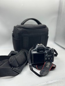 Б/в Фотоапарат Canon eos rebel t3i body 01-201054391