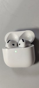 Б/в Навушники Apple airpods 4 01-201158330