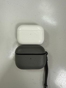 Б/в Навушники Apple airpods pro 2nd generation with magsafe charging case usb-c 01-201156887