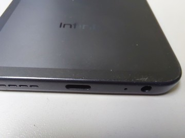 Б/в Мобільний телефон Infinix smart 10 plus 4/128gb 01-201177571