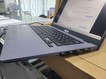 01-200446546: Asus chromebook plus cx3402cba