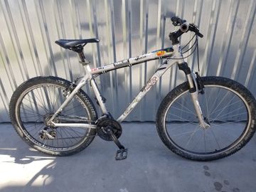 01-200609603: Specialized 26" алюміній без назви