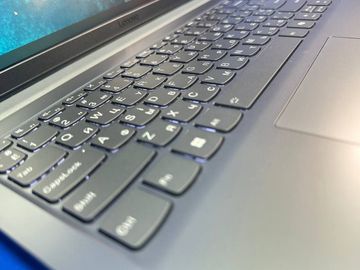 01-200756458: Lenovo 15/core i5-12450hx ddr5/16gb ddr3/hdd *відсутній/ssd 512 gb/geforce rtx2050 4gb