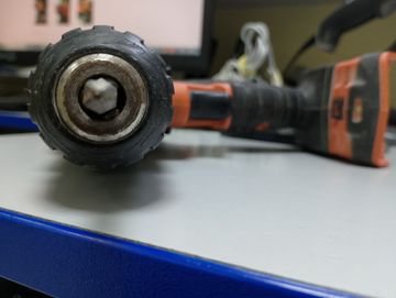 01-200777426: Black&Decker bdchd 18