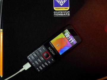 01-200795270: Nomi i2402