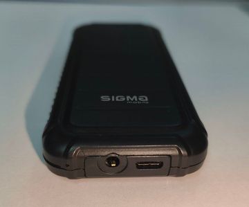 Б/в Мобільний телефон Sigma x-style 18 track 01-200812513