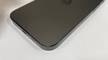 Б/в Мобільний телефон Apple iphone 14 pro 128gb 01-200777897