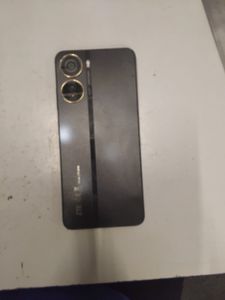 Б/в Мобільний телефон Zte blade v40 design 6/128gb 01-200817794