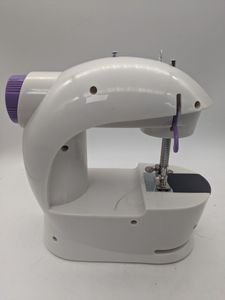 Б/в Швейна машина Mini Sewing Machine 4in1 01-200204611