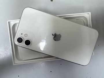 Б/в Мобільний телефон Apple iphone 11 64gb 01-200819429