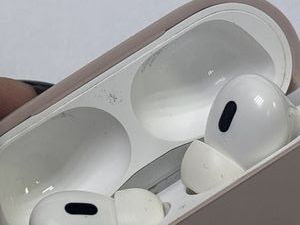 Б/у Наушники Apple airpods pro 2nd generation 01-200820972