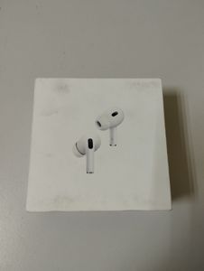 Б/в Навушники Apple airpods pro 2nd generation with magsafe charging case usb-c 01-200831231