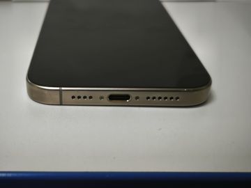 Б/в Мобільний телефон Apple iphone 15 pro max 256gb 01-200841381