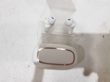 19-000006674: Agptek white