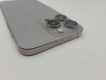 Б/в Мобільний телефон Apple iphone 15 pro max 256gb esim 01-200815625