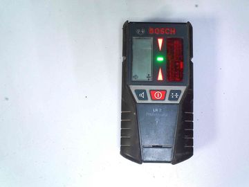 Б/в Лазерний нівелір Bosch lr 2 professional 01-200878055
