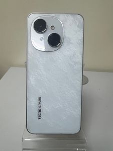 Б/в Мобільний телефон Tecno spark go 1 kl4 4/128gb 01-200882679