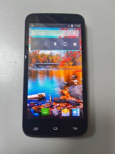 Б/у Смартфон Fly fly iq4502 quad era energy 1 black 512mb/4gb 01-200886268