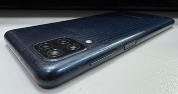 Б/в Мобільний телефон Samsung m127f galaxy m12 4/64gb 01-200885374