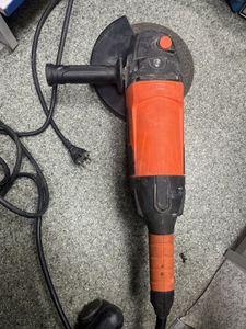 Б/у Угловая шлифмашина Tekhmann tag-23/2900 01-200889600