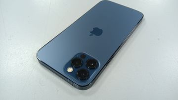 Б/в Мобільний телефон Apple iphone 12 pro 128gb 01-200892300