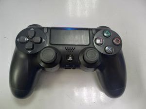 Б/в Геймпад Sony dualshock 4 v2 01-200898527
