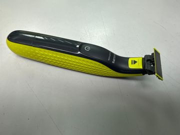 Б/у Электробритва Philips oneblade qp2520/20 01-200899753