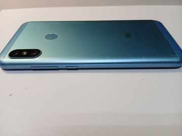 Б/в Мобільний телефон Xiaomi mi a2 lite 2/32gb 01-200903161