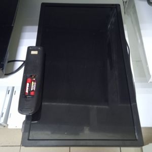 Б/у Телевизор Saturn led19hd200u 01-200905566