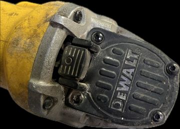 Б/в Кутова шліфмашина Dewalt dwe4057 01-200903846
