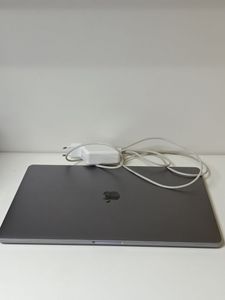 Б/в Ноутбук Apple macbook pro a1707 15.4/ core i7 2,8ghz/ ram16gb/ ssd256gb/ hd630 01-200912909