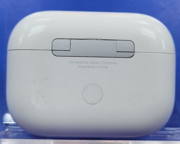 Б/в Навушники Apple airpods pro 2nd generation with magsafe charging case usb-c 01-200866316