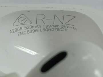 Б/в Навушники Apple airpods pro 2nd generation with magsafe charging case usb-c 01-200937190