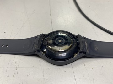 Б/в Смарт-годинник Samsung galaxy watch5 40mm 01-200949365