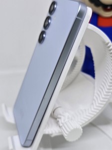 Б/в Мобільний телефон Samsung galaxy s25 12/256gb 01-200962172