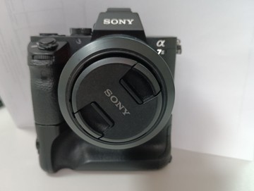 Б/в Фотоапарат Sony a7|| / sel50f18 50 mm f/1.8 / battery grip 01-200963757