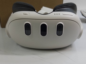 Б/в Окуляри віртуальної реальності Meta quest 3 512gb 01-200972145
