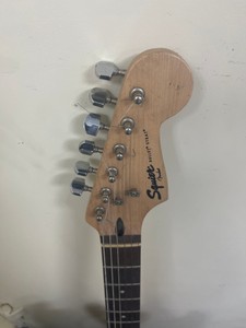 Б/в Електрогітара Fender squier bullet strat ht hss 01-200975761