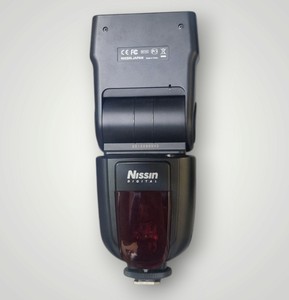 Б/в Фотоспалах Nissin di700a 01-200973895