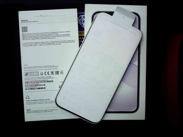 Б/в Мобільний телефон Apple iphone 17e 256gb 01-201011631