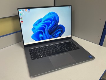 Xiaomi 17/core i5-12450h ddr5/16gb ddr5/hdd *відсутній/ssd 512 gb/*інтегрована