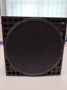 Б/в Ігрова приставка Microsoft xbox series x 1 tb all-digital robot 01-201102134