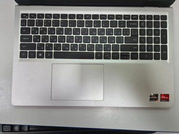 Б/в Ноутбук Dell 15/ryzen 7 5700u ddr4/16gb ddr4/ssd 512 gb/*інтегрована 01-201106553