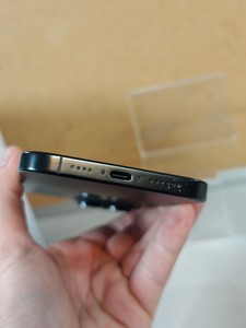 Б/у Мобільний телефон Apple iphone 16 pro max 256gb 01-201114397