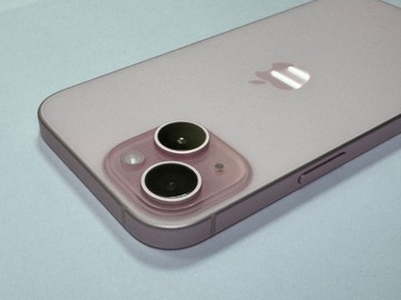 Б/в Мобільний телефон Apple iphone 15 128gb 01-201107564