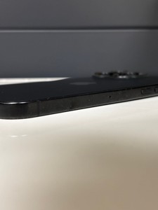 Б/в Мобільний телефон Apple iphone 16 pro max 256gb 01-201132021