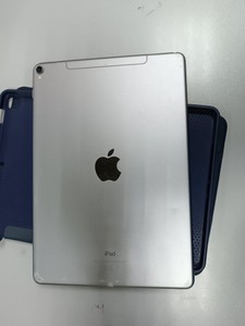 Б/в Планшет Apple ipad pro 10,5" wifi a1709 256gb 3g 01-201135809