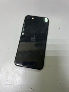 Б/у Мобільний телефон Apple iphone se 2020 64gb 01-201159357