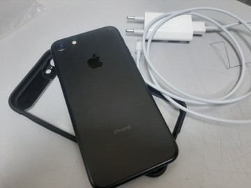 Б/в Мобільний телефон Apple iphone 7 32gb 01-201166453
